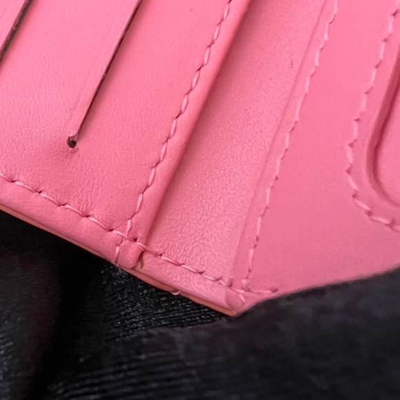 Auth Chanel Coral Pink Patent Leather Bi-Fold Card Case w/ Silver Hardware - Picture 9 of 13